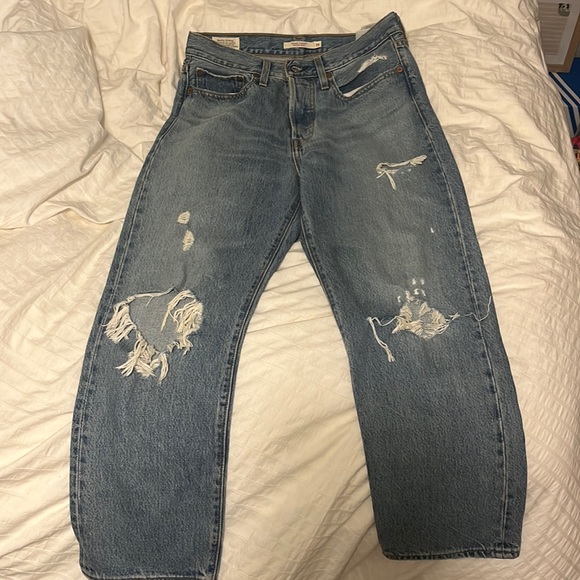 Levi’s Wedgie Fit - barely worn - Picture 4 of 6